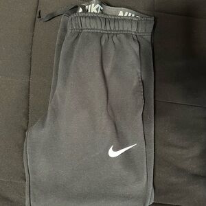 Nike Men’s Charcoal Jogger Pants